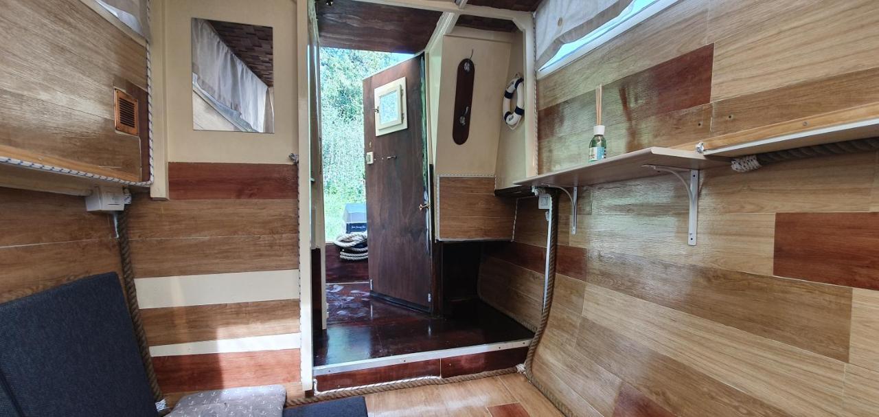 Nave Nel Bosco Bed & Breakfast Torresina Exterior photo